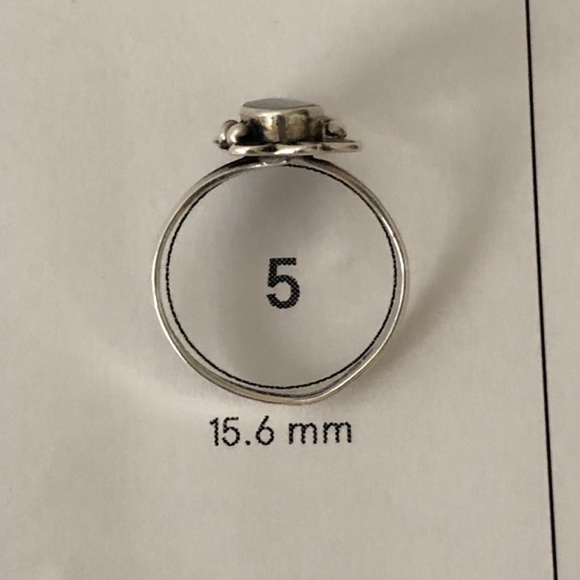 Three Floral Sterling Silver Rings Bundle & Earring Cuffs - Picture 11 of 16